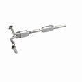 MagnaFlow Direct Fit Catalytic Converter 96 Bronco F150/F250 2 Conv